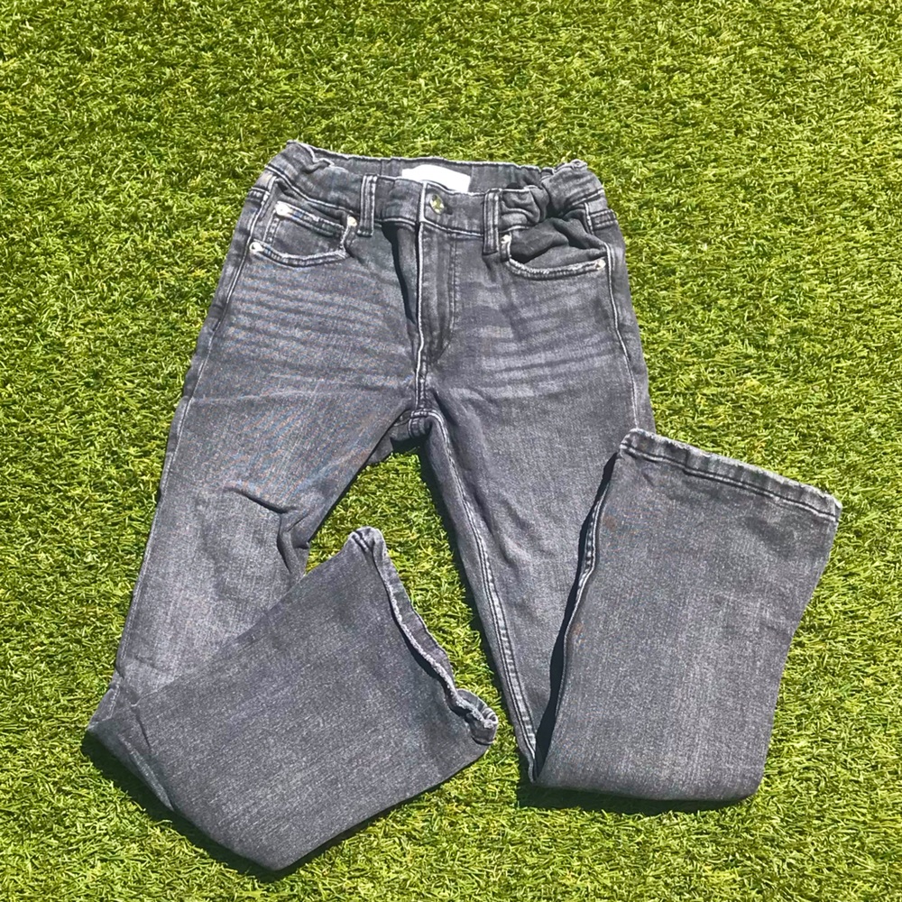 ZARA Flayed Jeans with Ankle Slit